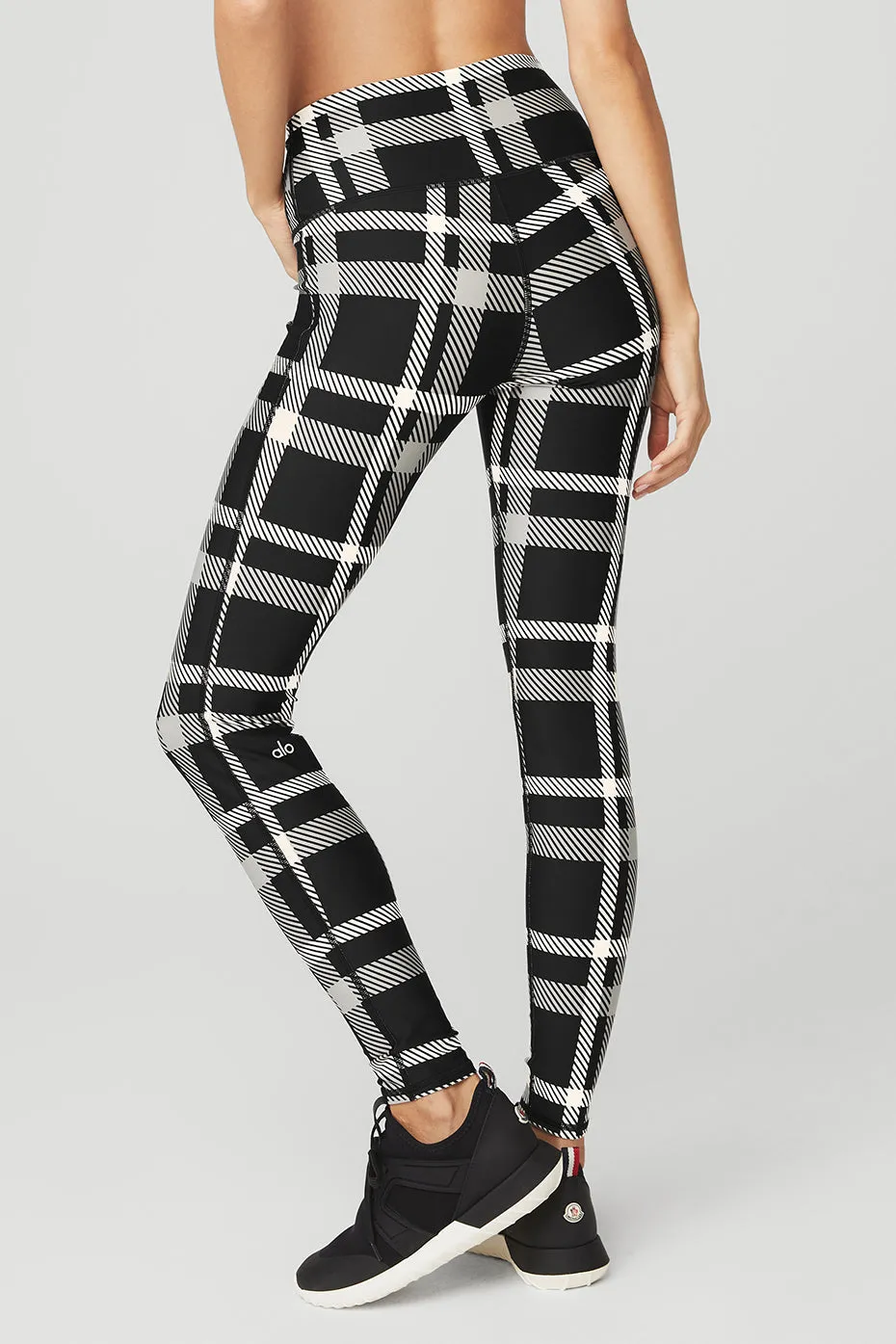 Airlift High-Waist Magnified Plaid Legging - Black/Ivory