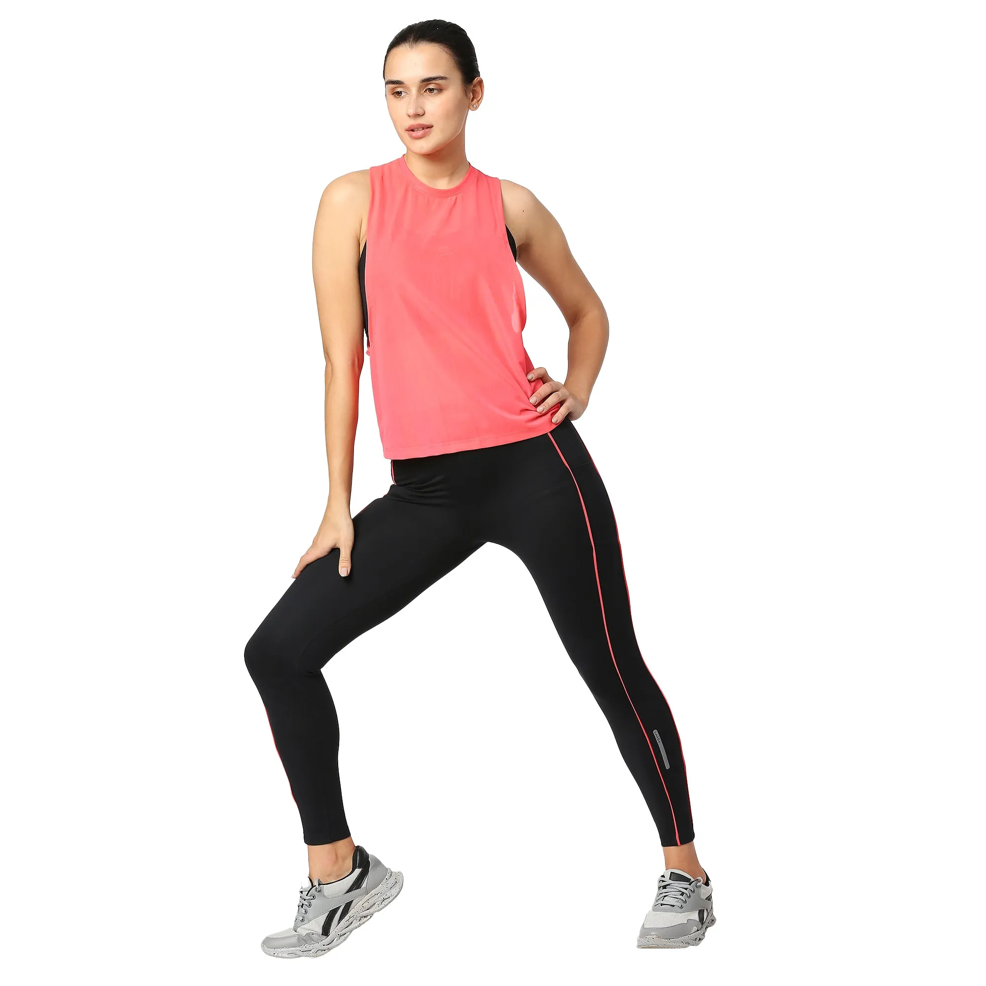 LIGHTWEIGHT MESH WORKOUT TANK TOP | SANDO